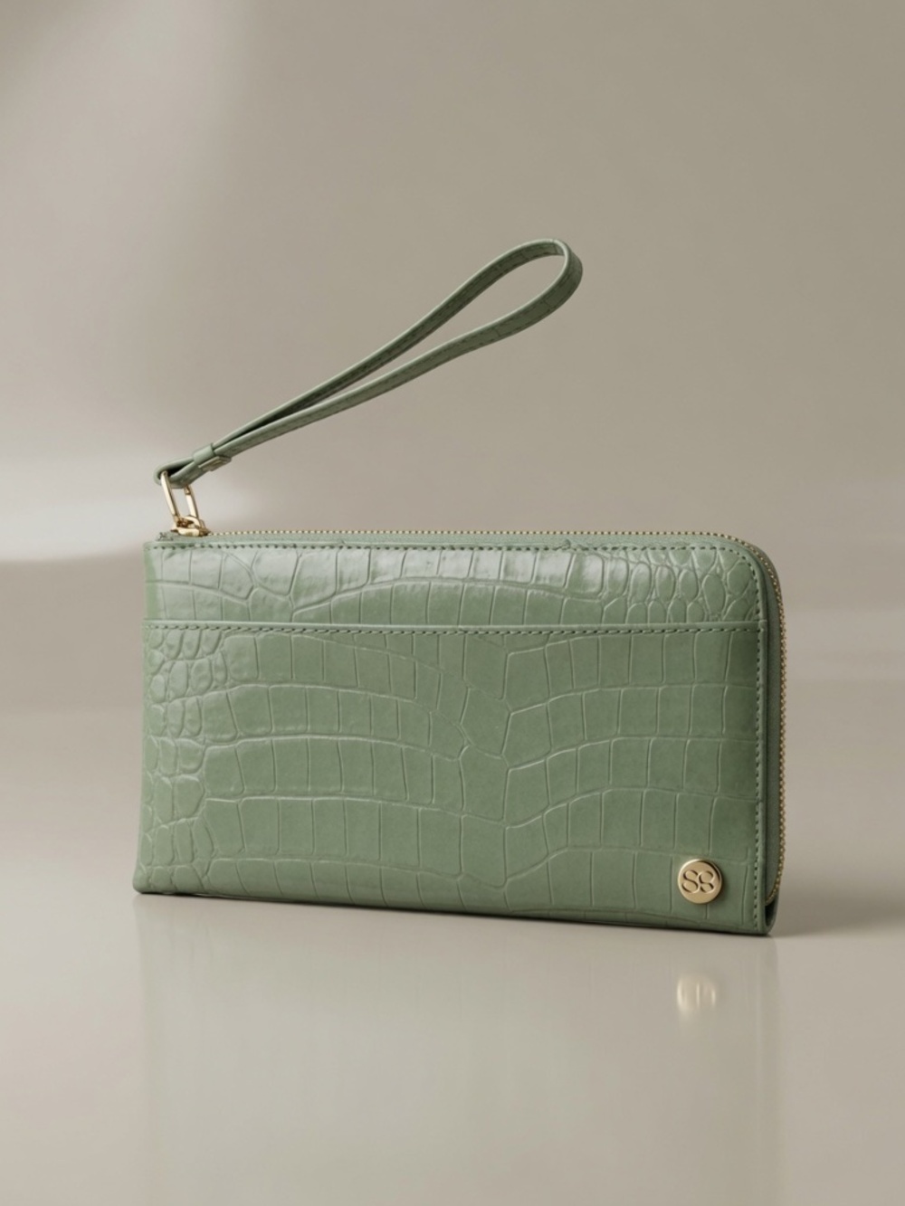 Samantha Brown Sage Croc Embossed Travel Wallet Wristlet NWOT